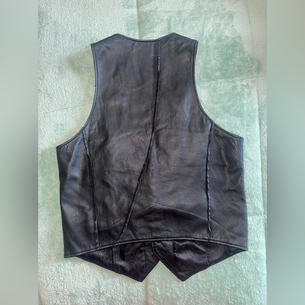 FUGA leather vest - Picture 5 of 8